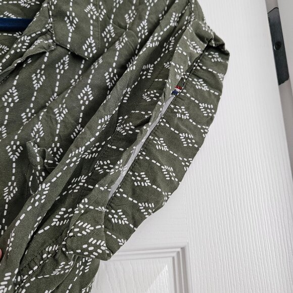 Jachs Girlfriend XXL - Green Pattern Sleeveless‎ Shirt - Picture 8 of 10